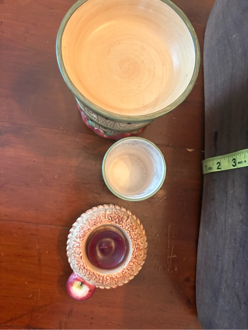Yankee Candle Ceramic Apple-Themed Wax Warmer & Matching Holders - Picture 6 of 7